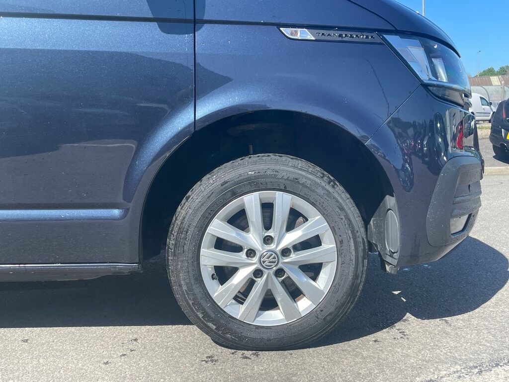 Volkswagen Transporter 2.0 Tdi 150 Highline Kombi Van Dsg SY22WTM Blue #5