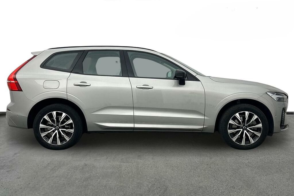 Volvo XC60 2.0 B5p Plus Dark Awd Geartronic Silver #4