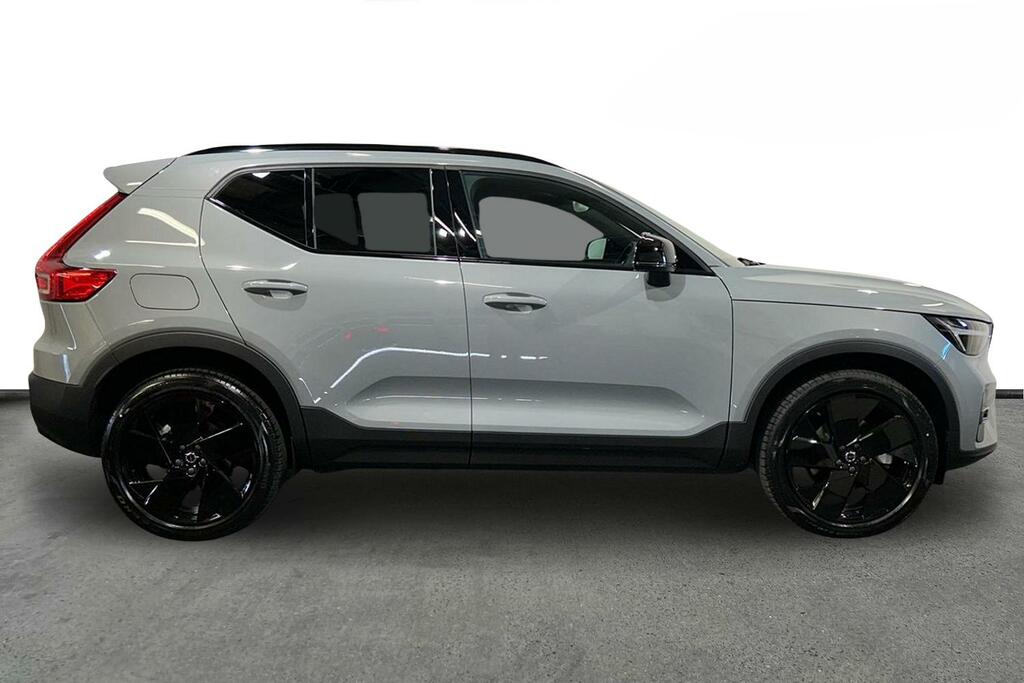 Volvo XC40 Black Edition Plus, B3 Mild Hybrid, SV26UNK Grey #4