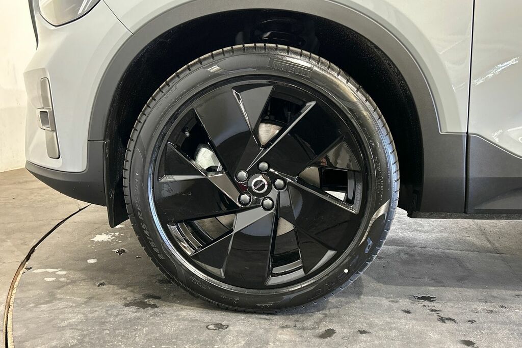 Volvo XC40 Black Edition Plus, B3 Mild Hybrid, SV26UNK Grey #5