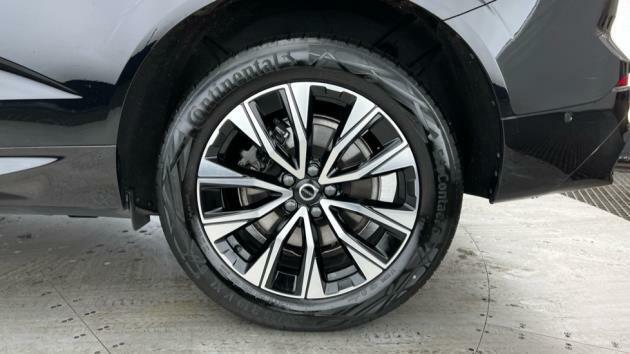 Volvo XC60 Plus, B4 Mild Hybrid, Dark YY23NVK Black #4