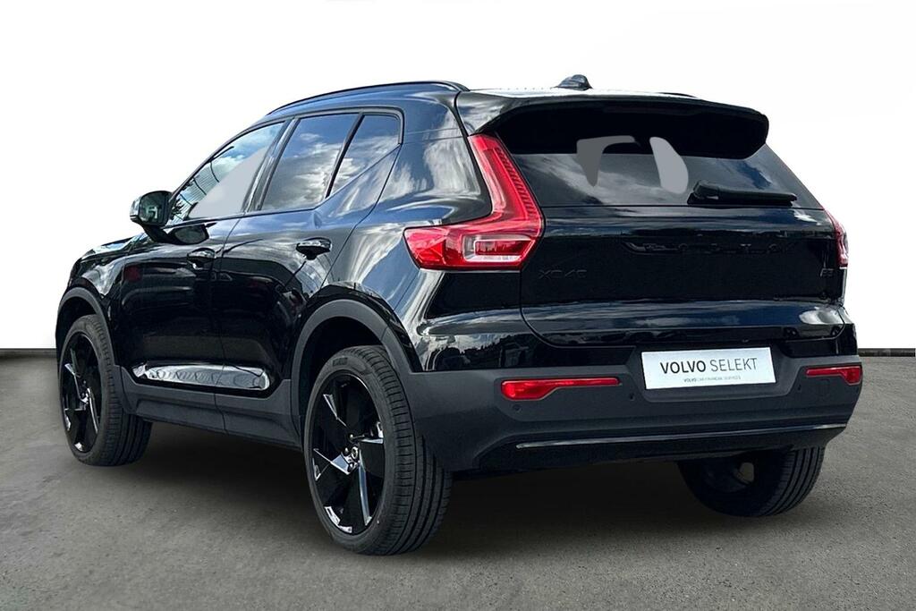 Volvo XC40 2.0 B3p Plus Black Edition SP26ZXN Black #3