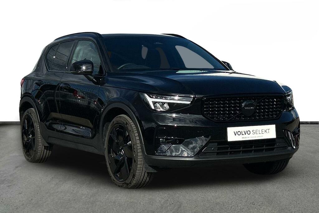 Volvo XC40 2.0 B3p Plus Black Edition Black