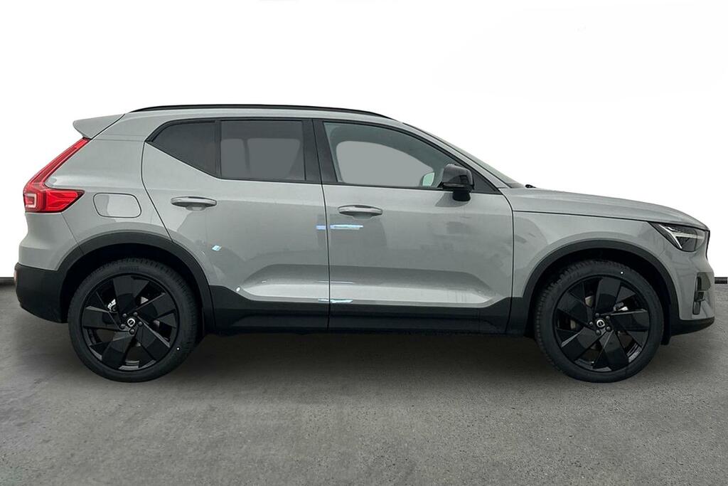 Volvo XC40 Black Edition Plus, B3 Mild Hybrid, SK26WYW Grey #4
