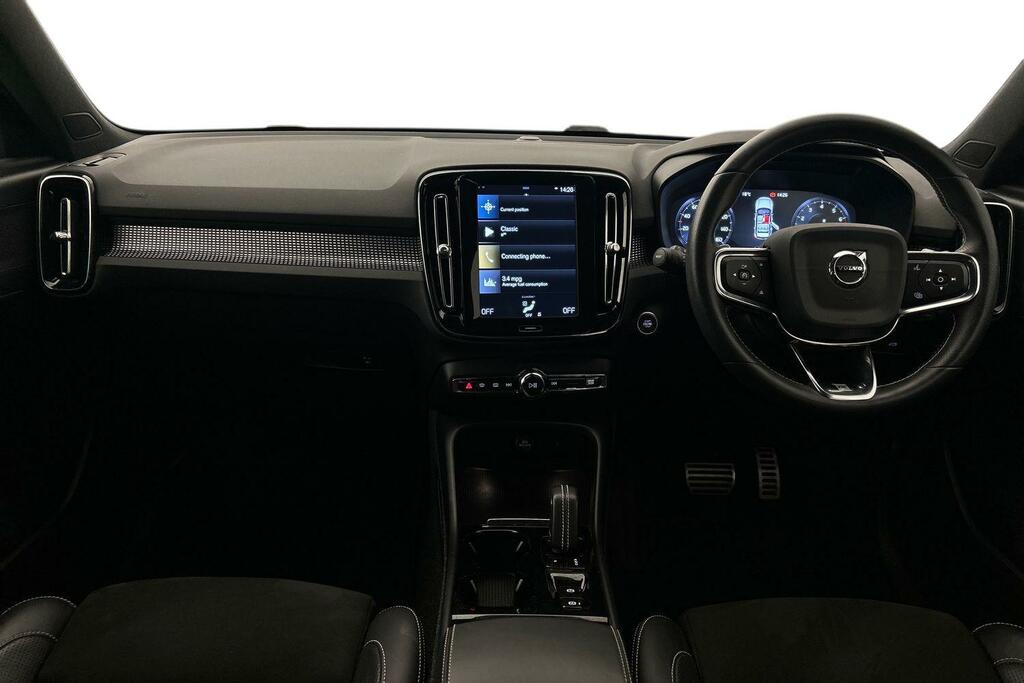 Volvo XC40 T3 R-design Red #6