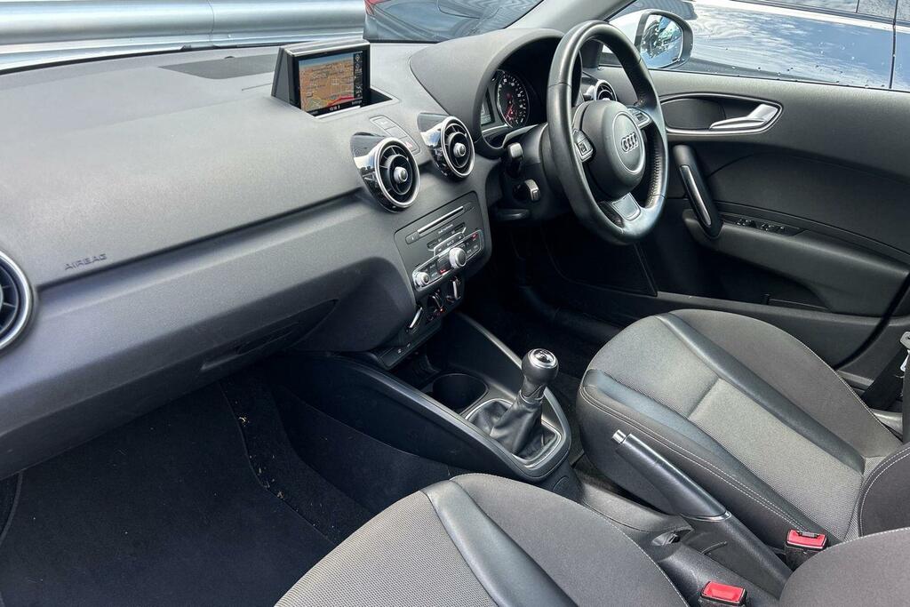 Audi A1 Sport 1.0 Tfsi 95 Ps 5 Speed White #3