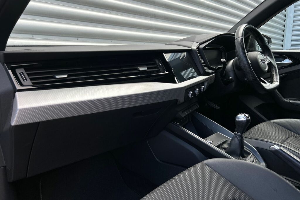 Audi A1 Black Edition 25 Tfsi 95 Ps 5-Speed ST71OZO Grey #2