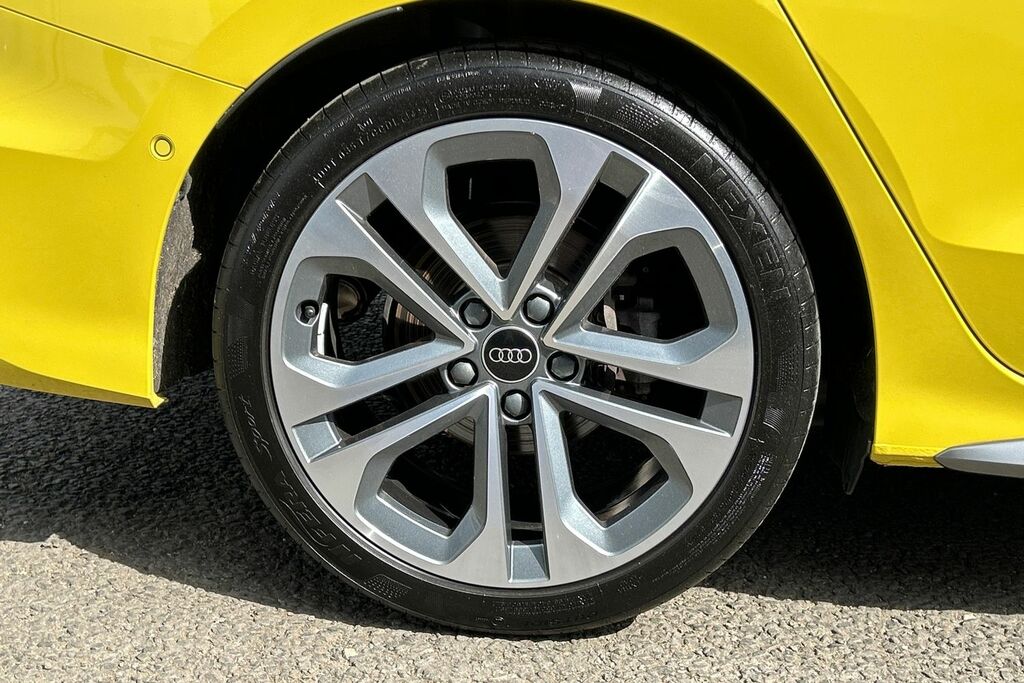 Audi A3 S Line Tfsi 150 Ps S Tronic MT75NKC Yellow #5
