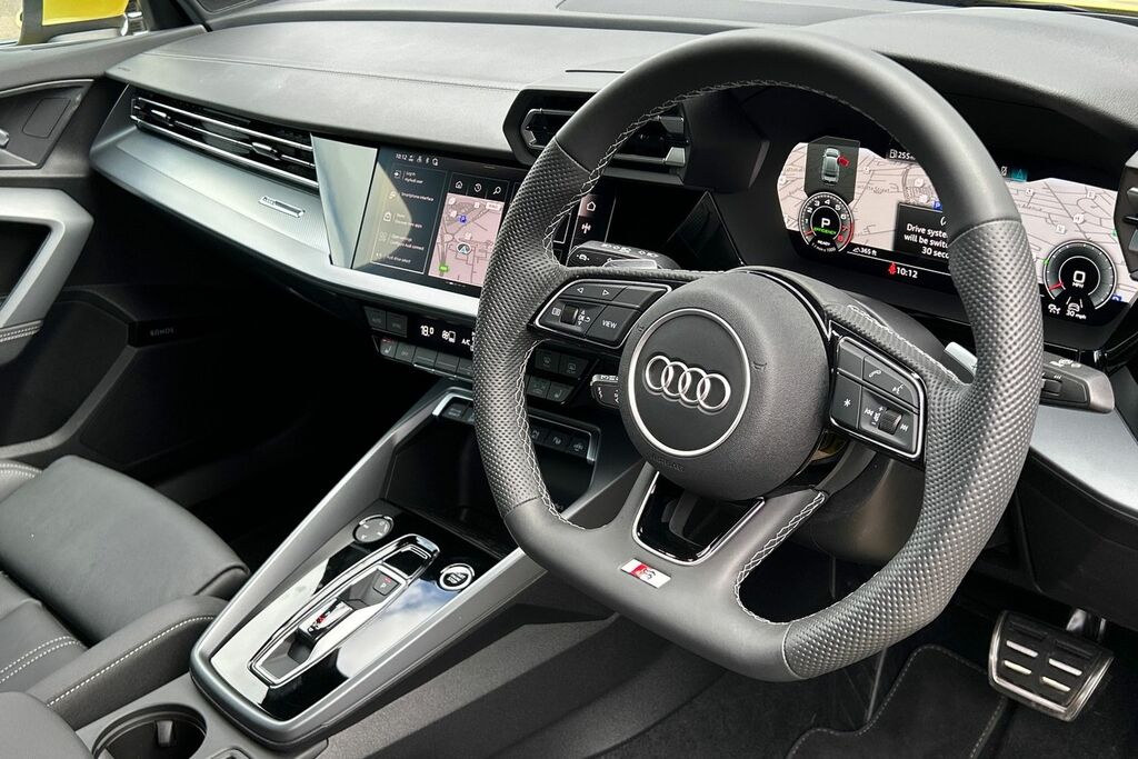 Audi A3 S Line Tfsi 150 Ps S Tronic MT75NKC Yellow #6