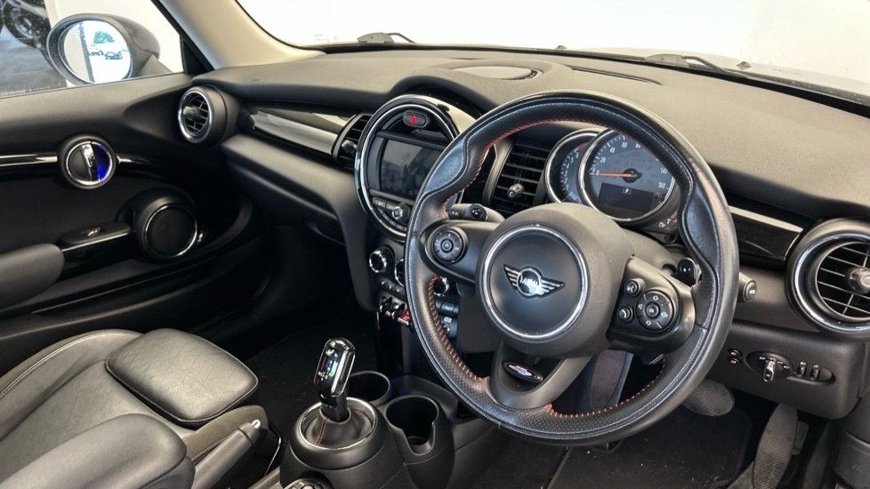 Mini Hatch Cooper S 3-Door LO18DHA Grey #6