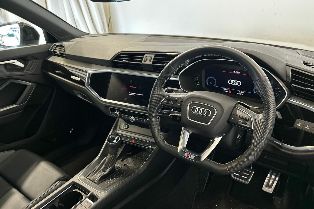 Audi Q3 Black Edition 35 Tdi 150 Ps S Tronic White #6