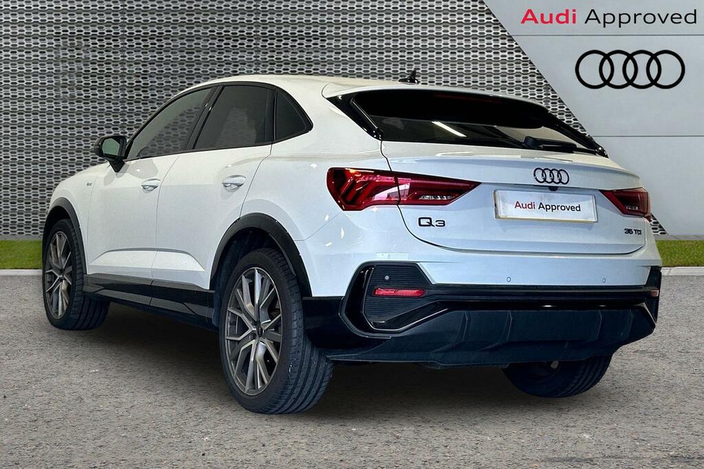 Audi Q3 Black Edition 35 Tdi 150 Ps S Tronic White #3