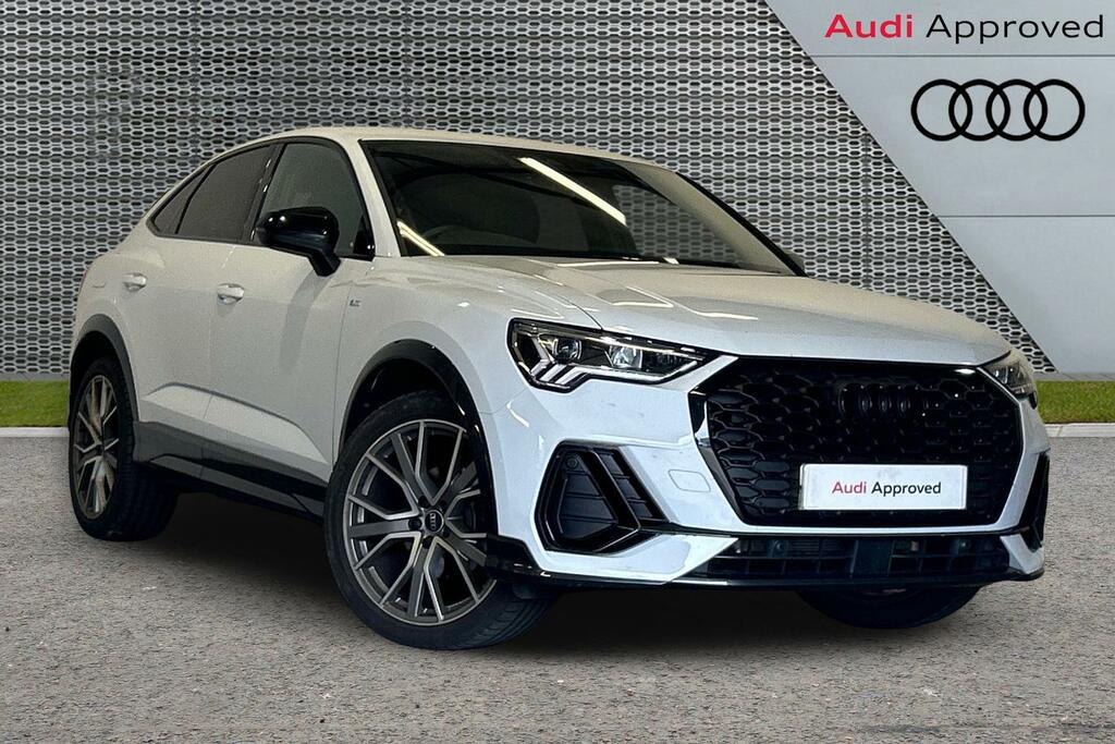 Audi Q3 Black Edition 35 Tdi 150 Ps S Tronic White