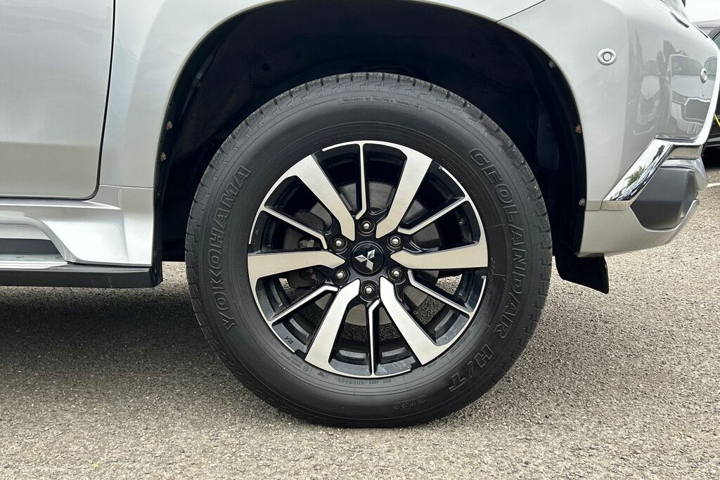 Mitsubishi Shogun Sport 2.4 Di-dc 4 4Wd Silver #5