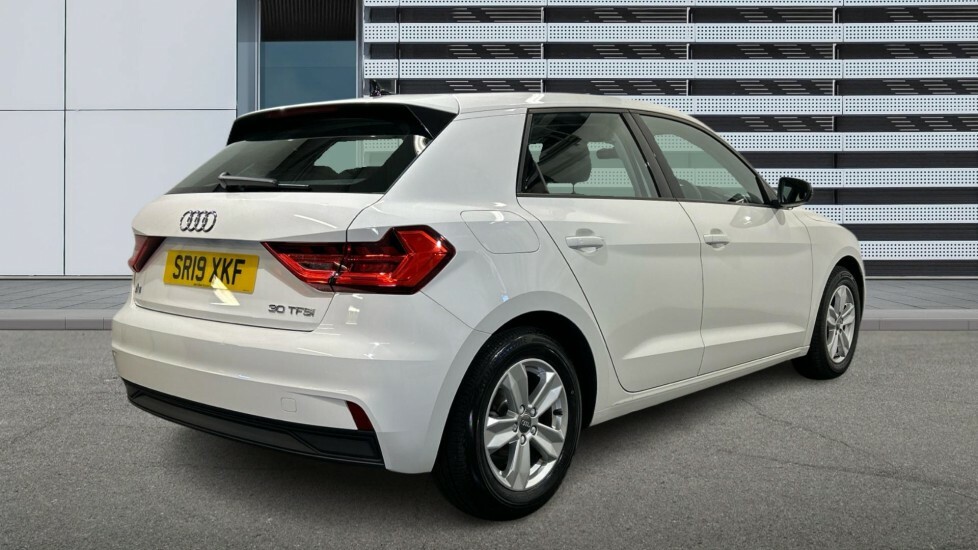 Audi A1 1.0 Tfsi 30 Se Sportback Euro 6 Ss SR19XKF White #2