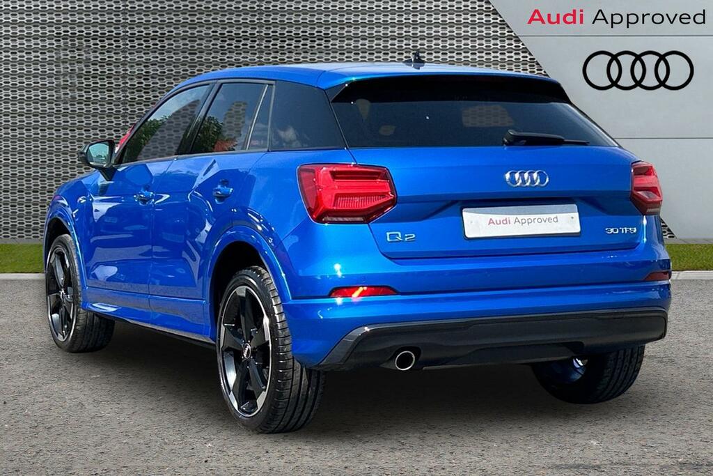 Audi Q2 Black Edition 30 Tfsi 116 Ps 6-Speed SR69JLV Blue #3