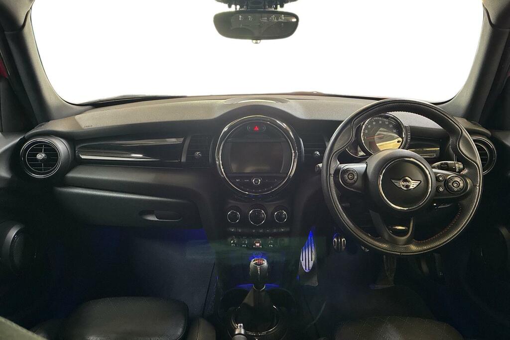 Mini Hatch 1.5 Cooper Euro 6 Ss Red #5