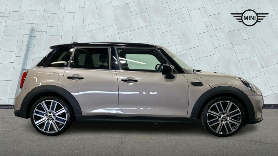 Mini Hatch 5-Door Cooper Exclusive SV23WXE Grey #3