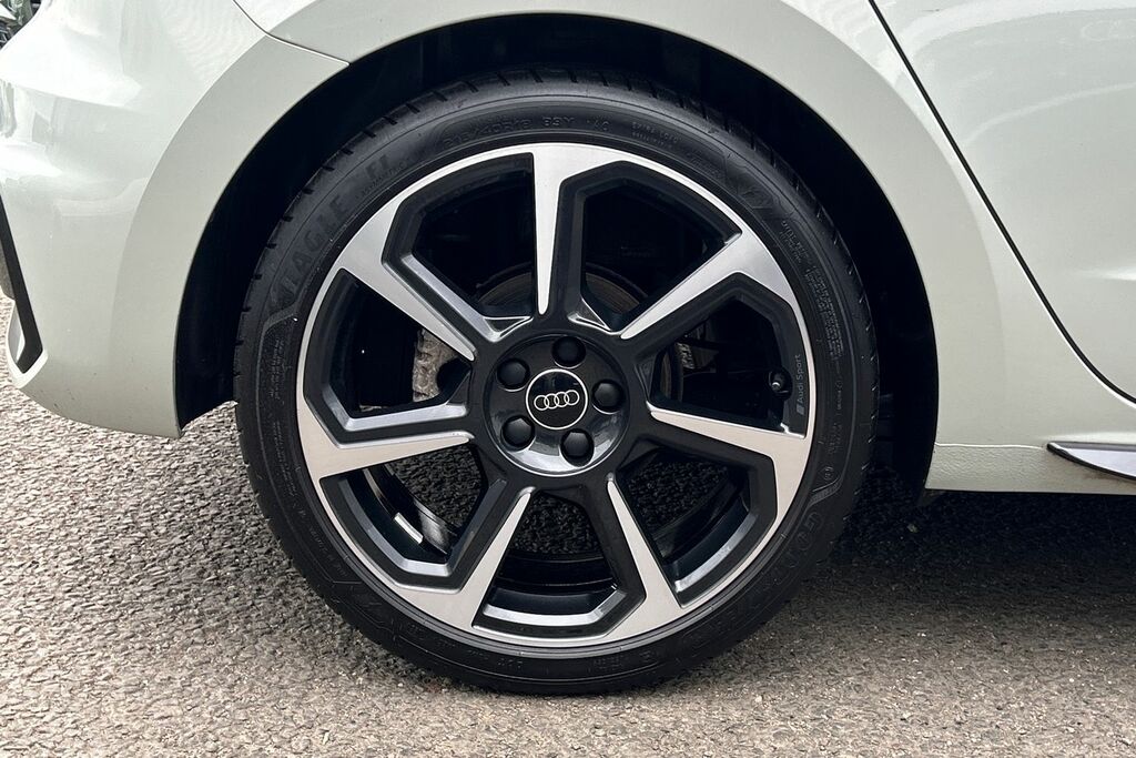 Audi A1 Black Edition 30 Tfsi 110 Ps 6-Speed ST23UMZ Silver #5