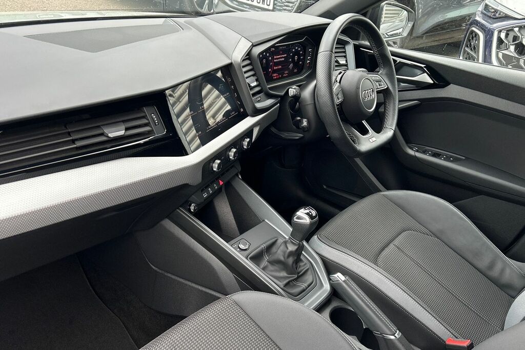Audi A1 Black Edition 30 Tfsi 110 Ps 6-Speed ST23UMZ Silver #2