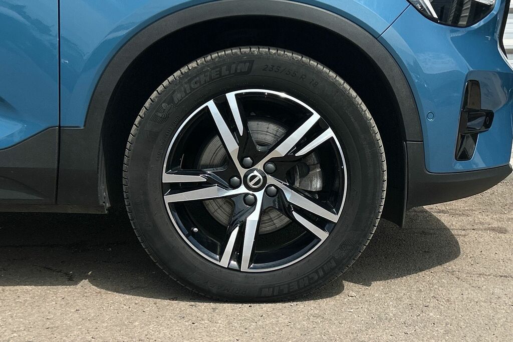 Volvo XC40 Plus, B4 Mild Hybrid, Dark ST73CVN Blue #5