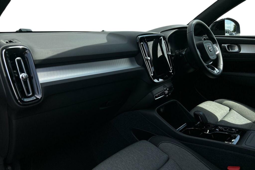 Volvo XC40 Plus, B4 Mild Hybrid, Dark ST73CVN Blue #2