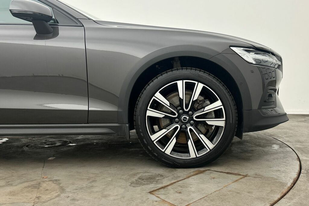 Volvo V60 Ultimate, B5 Awd Mild Hybrid, Bright Grey #5