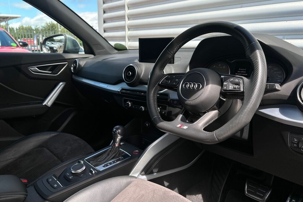 Audi Q2 Tfsi 300 Ps S Tronic Blue #6