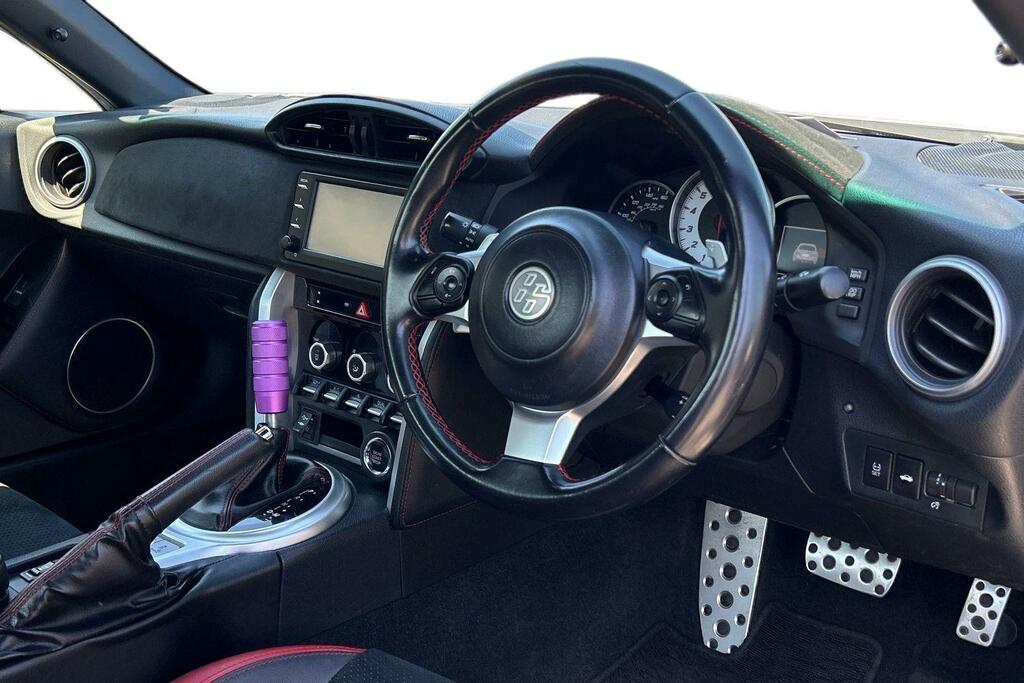 Toyota GT86 2.0 D-4s Pro White #6