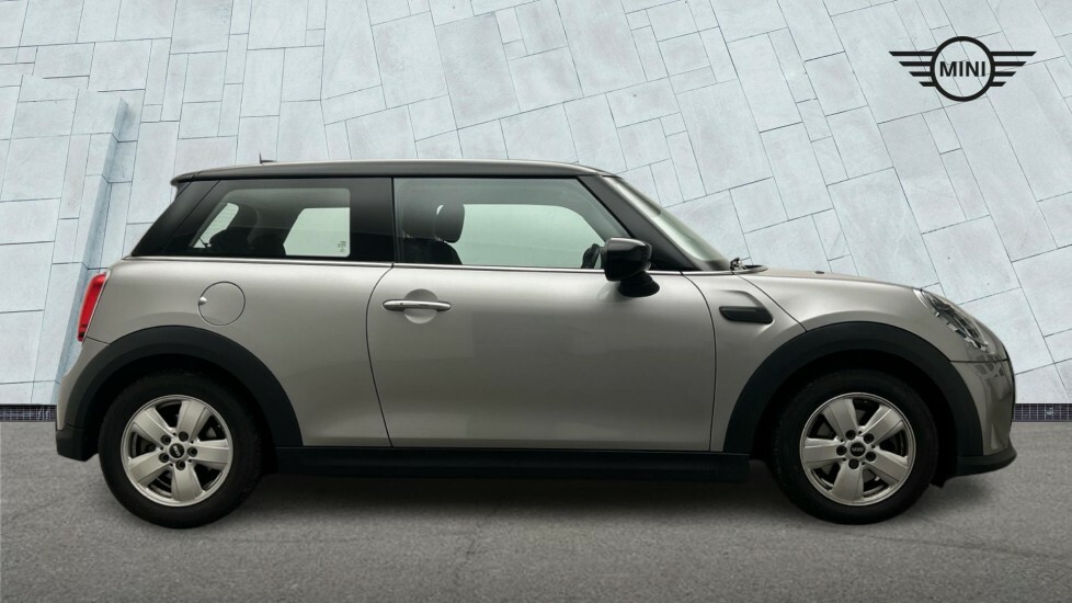 Mini Hatch 3-Door Cooper Classic ST72WRO Silver #3