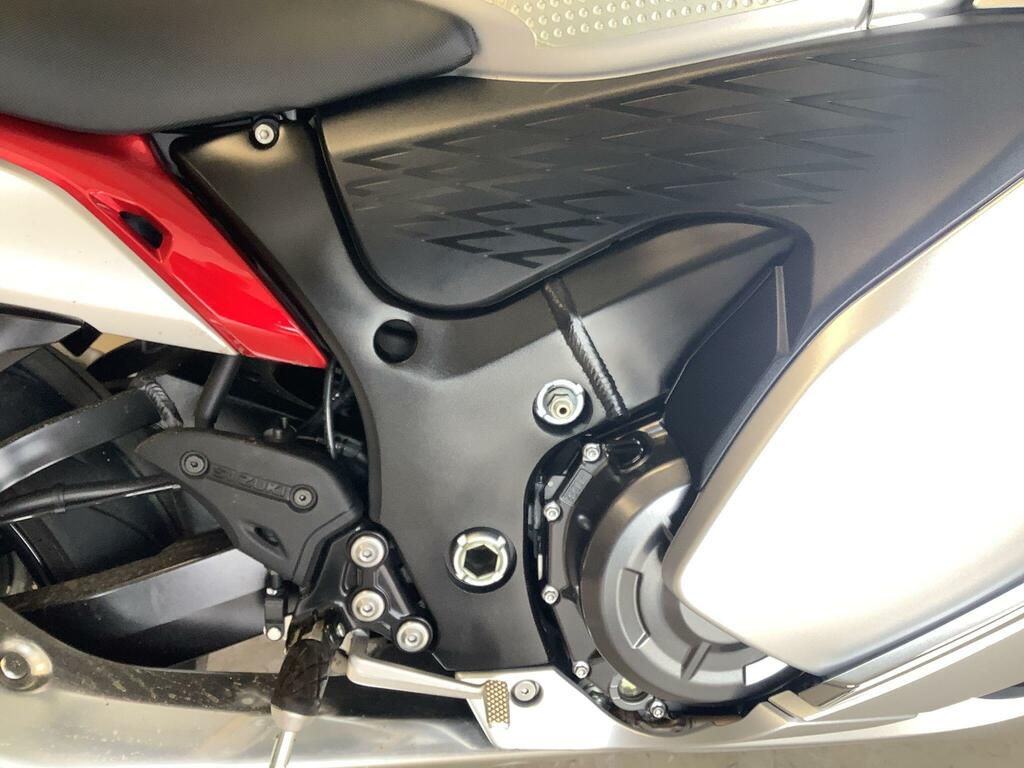 Suzuki 1300 Super Sports Euro 5 190 Ps ST22LKY Silver #3