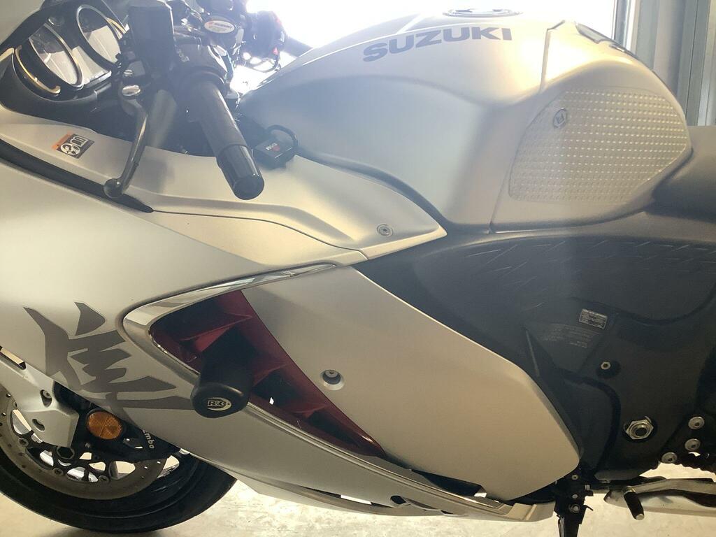 Suzuki 1300 Super Sports Euro 5 190 Ps ST22LKY Silver #6