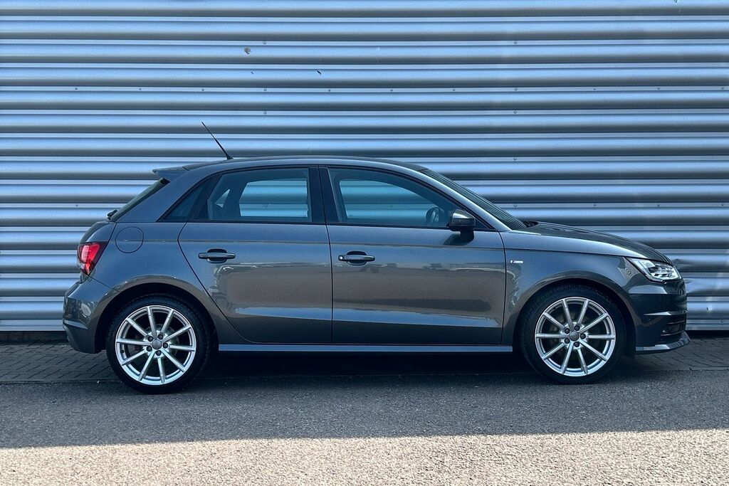 Audi A1 S Line 1.4 Tfsi 125 Ps 6 Speed GY16MVV Grey #4