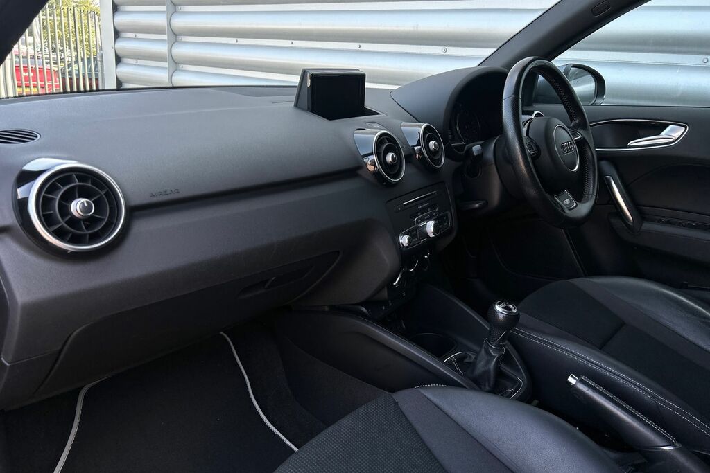 Audi A1 S Line 1.4 Tfsi 125 Ps 6 Speed GY16MVV Grey #2