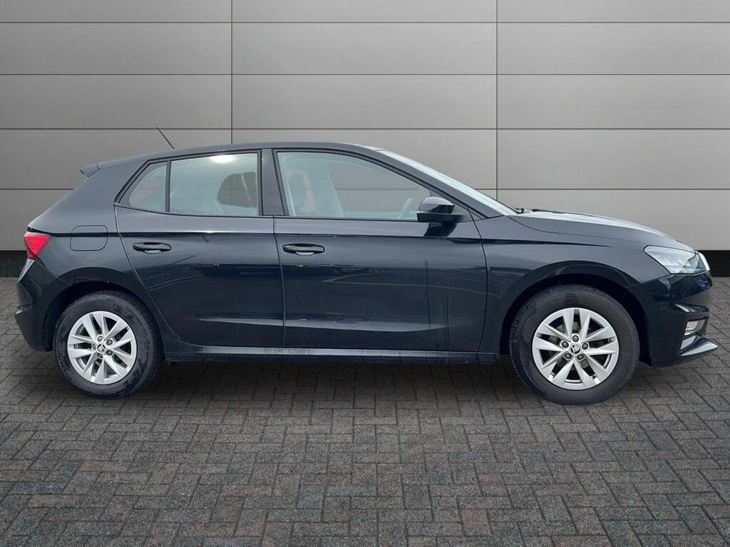 Skoda Fabia 1.0 Mpi 80 Se Comfort Black #4