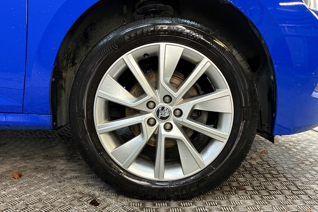 Skoda Kamiq 1.0 Tsi 110 Se Blue #5