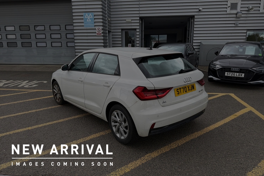Audi A1 Sport 25 Tfsi 95 Ps 5-Speed ST70XJW White #3
