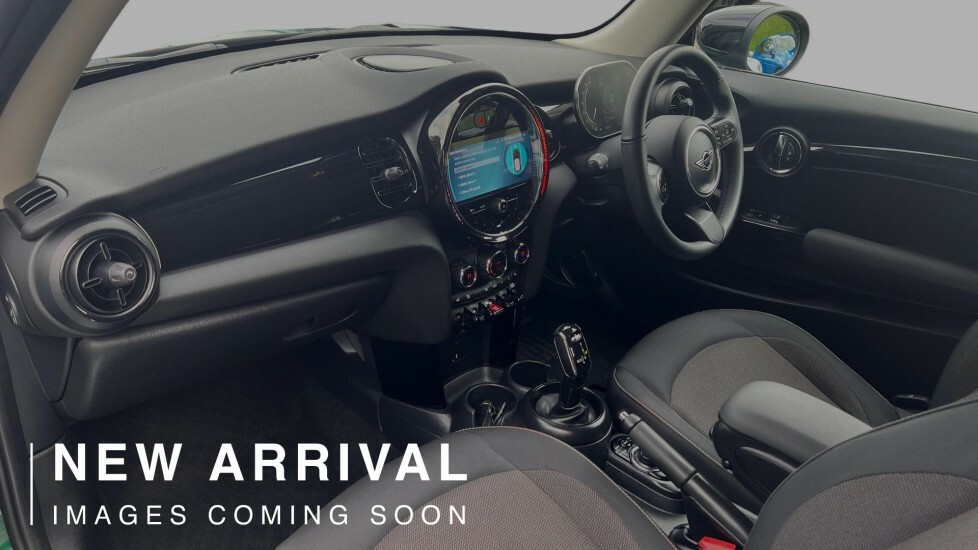 Mini Hatch 3-Door Cooper Classic ST73LLR Green #2