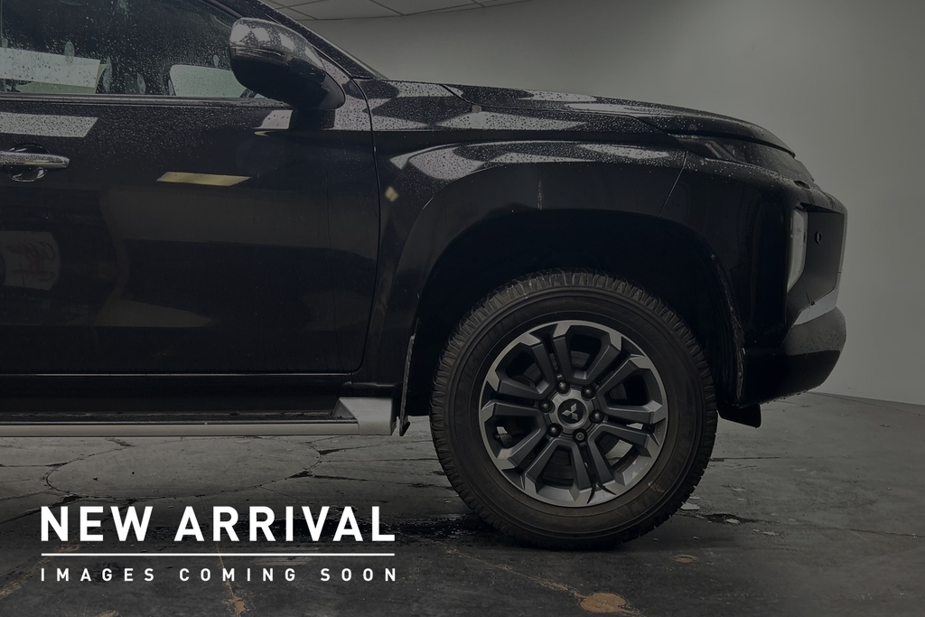 Mitsubishi L200 2.2 Di-d Dc Barbarian X Pickup Double Cab Dies Black #4