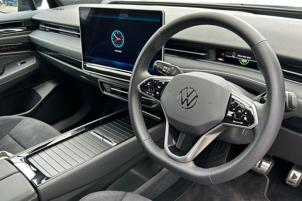 Volkswagen ID.7 210Kw Match Pro S Plus 86Kwh Black #6