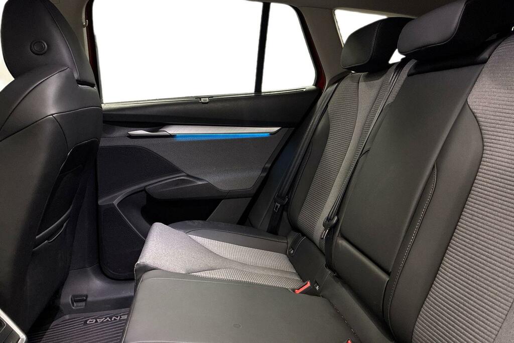 Skoda ENYAQ Estate Black #9