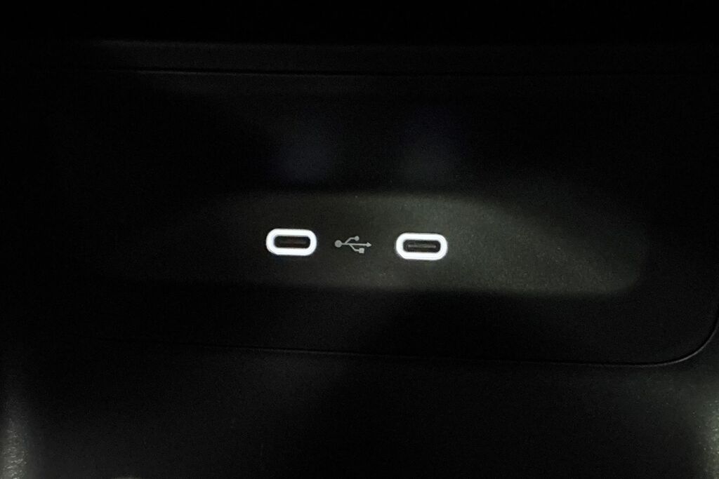 Skoda ENYAQ Estate Black #20