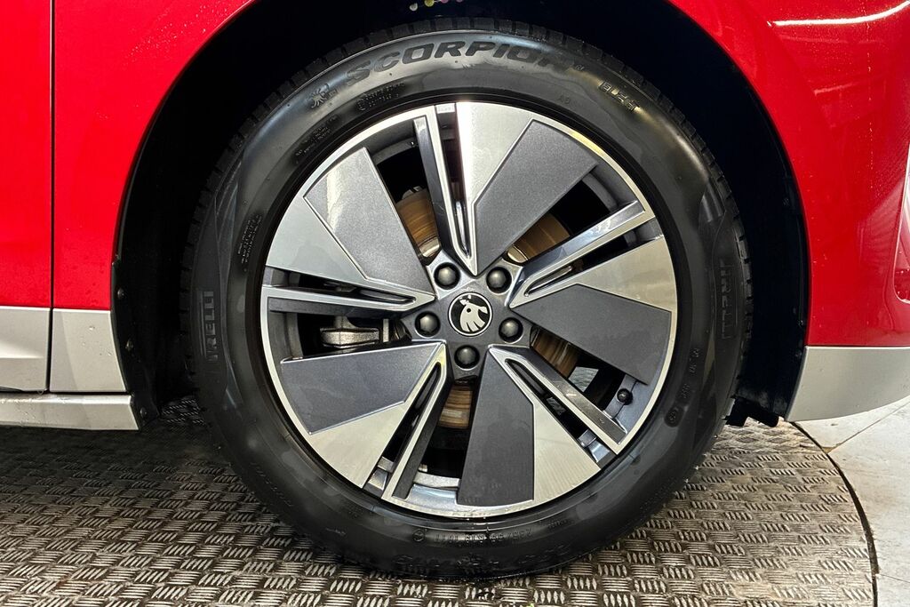 Skoda ENYAQ 150Kw 60 Edition 63Kwh Red #5