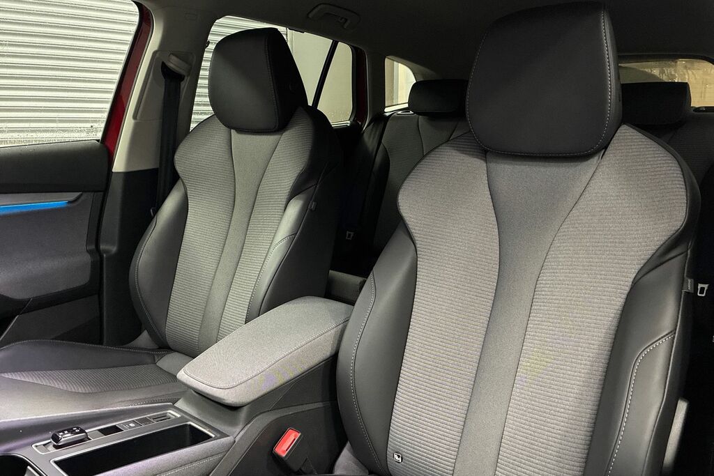 Skoda ENYAQ Estate Black #16