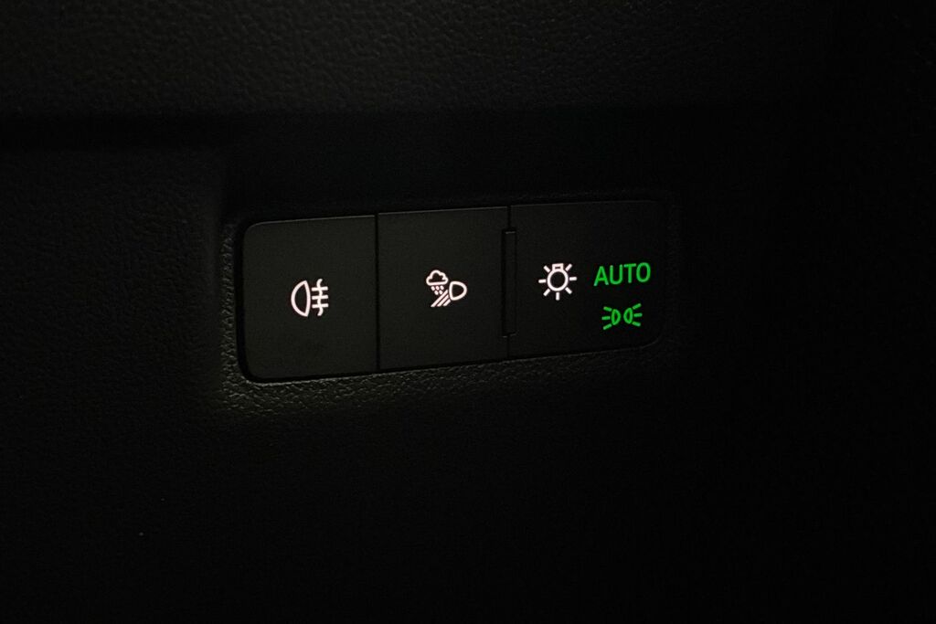 Skoda ENYAQ Estate Black #26
