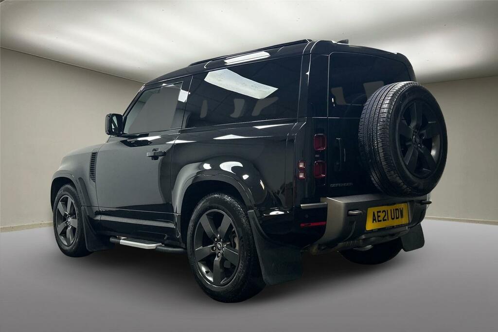 Land Rover Defender 90 D250 X-dynamic Hse Black #2