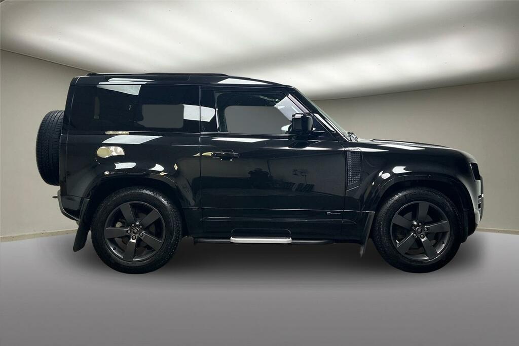 Land Rover Defender 90 D250 X-dynamic Hse Black #5