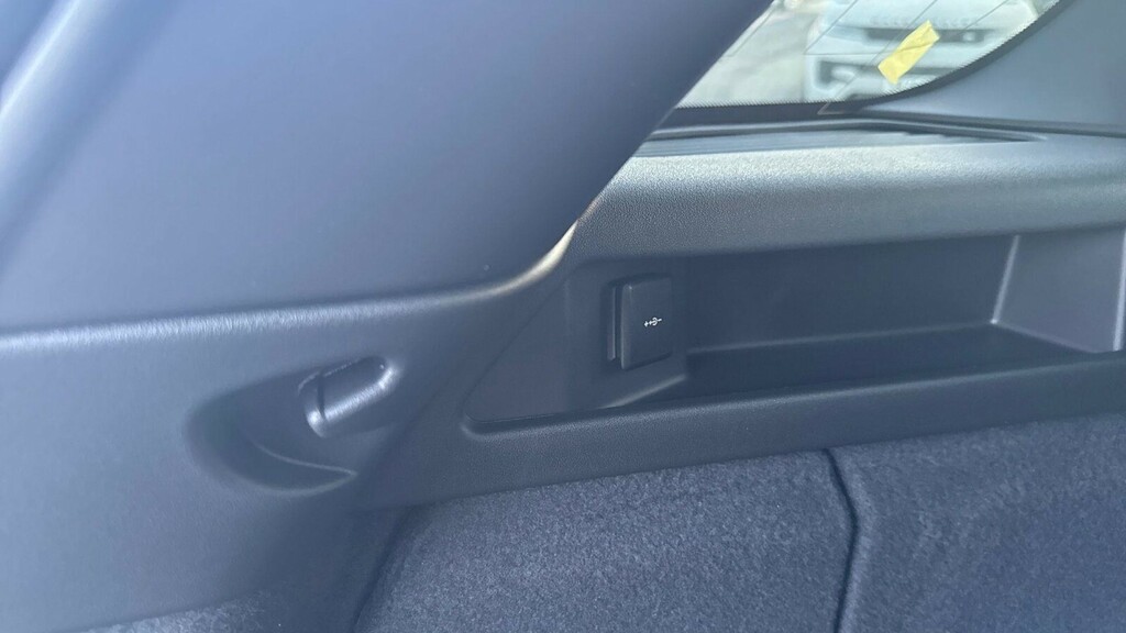Land Rover Discovery Sport D200 Dynamic Se #26