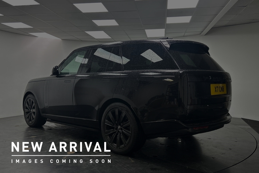 Land Rover Range Rover P460e Autobiography Black #3