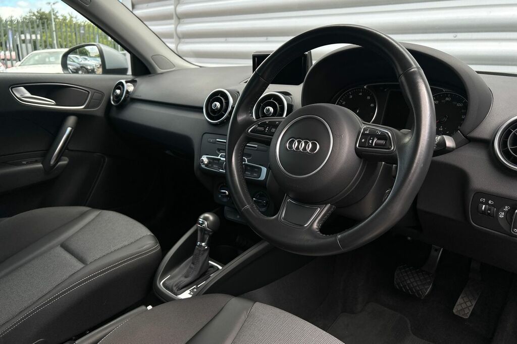 Audi A1 Sport 1.0 Tfsi 95 Ps S Tronic Silver #6